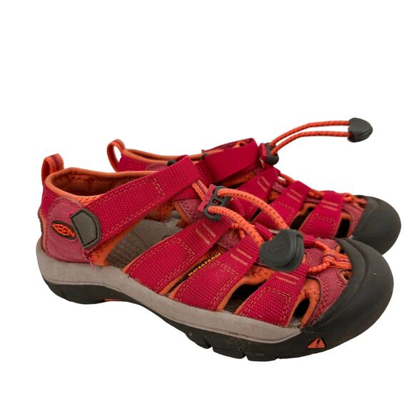 Keen Girls Pink Newport H2 Very Berry Sandals Size 1 - Picture 1 of 8